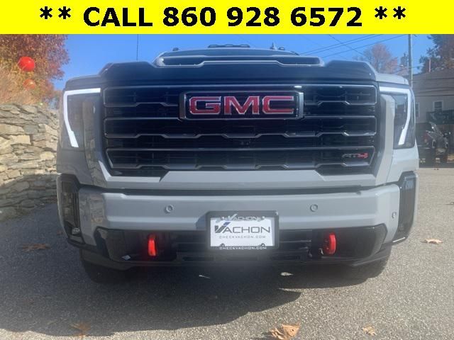 2025 GMC Sierra 2500HD AT4