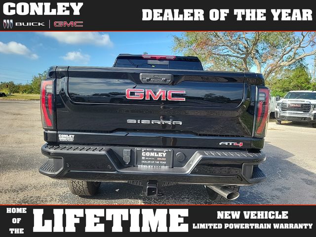 2025 GMC Sierra 2500HD AT4