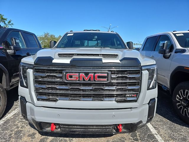 2025 GMC Sierra 2500HD AT4