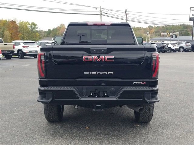 2025 GMC Sierra 2500HD AT4