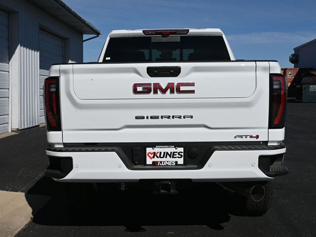 2025 GMC Sierra 2500HD AT4