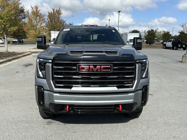 2025 GMC Sierra 2500HD AT4