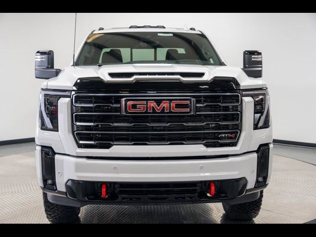 2025 GMC Sierra 2500HD AT4