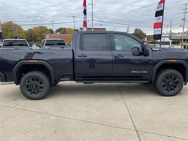 2025 GMC Sierra 2500HD AT4