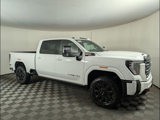 2025 GMC Sierra 2500HD AT4