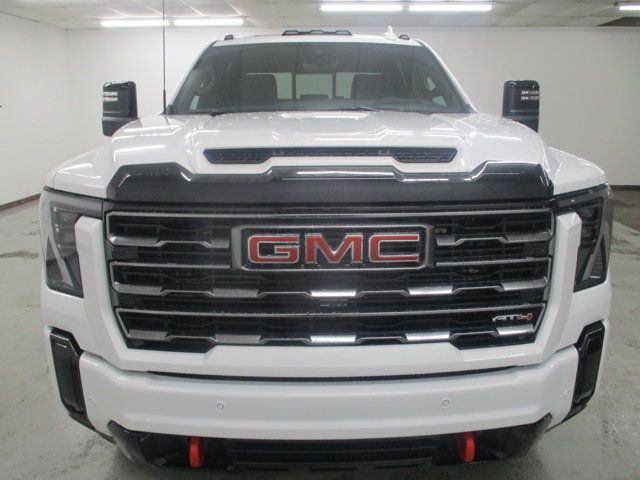 2025 GMC Sierra 2500HD AT4