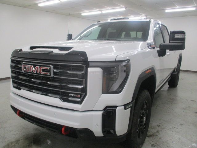 2025 GMC Sierra 2500HD AT4