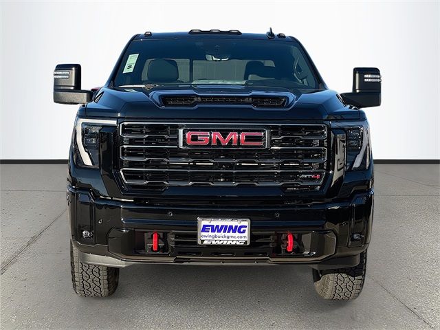 2025 GMC Sierra 2500HD AT4