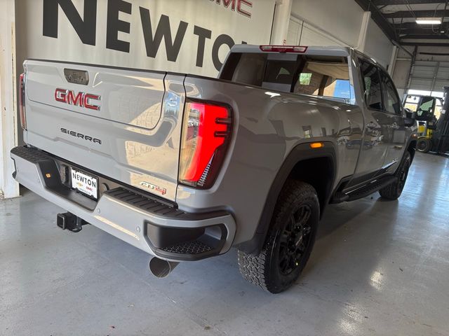 2025 GMC Sierra 2500HD AT4