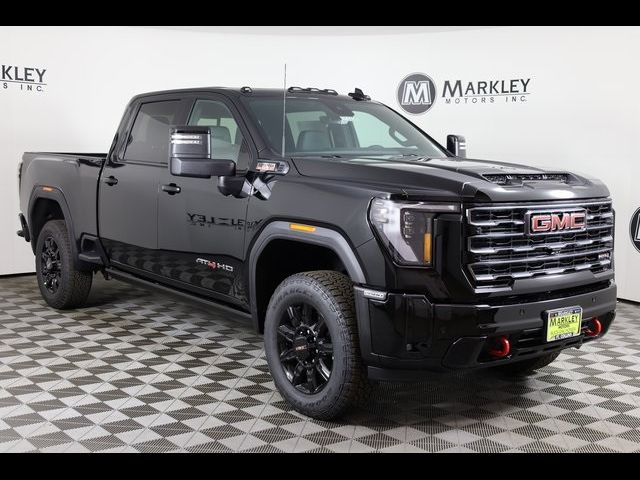 2025 GMC Sierra 2500HD AT4