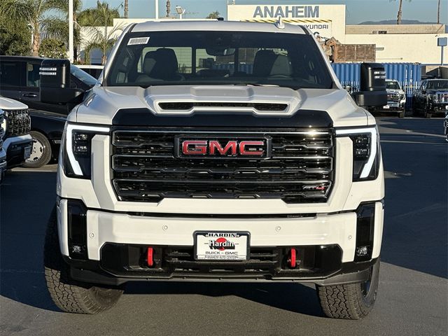 2025 GMC Sierra 2500HD AT4