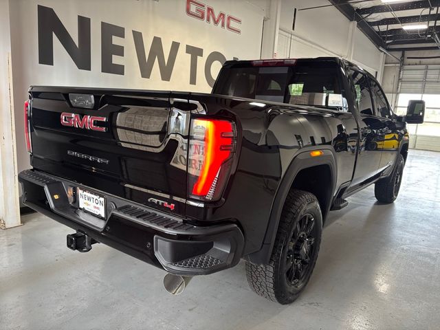 2025 GMC Sierra 2500HD AT4