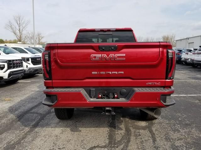 2025 GMC Sierra 2500HD AT4