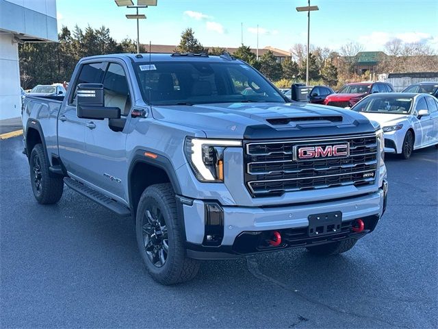 2025 GMC Sierra 2500HD AT4