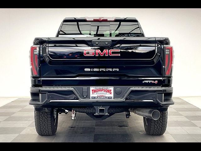 2025 GMC Sierra 2500HD AT4