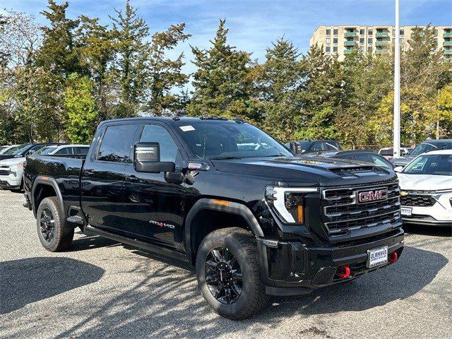 2025 GMC Sierra 2500HD AT4