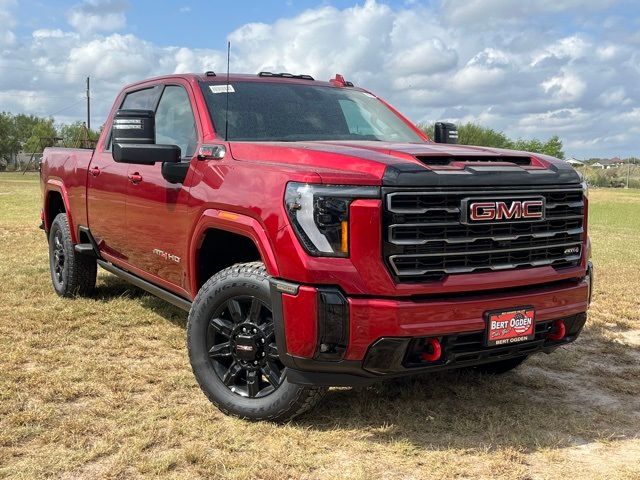 2025 GMC Sierra 2500HD AT4