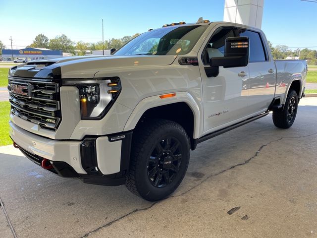 2025 GMC Sierra 2500HD AT4