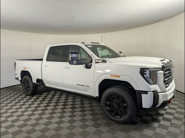 2025 GMC Sierra 2500HD AT4