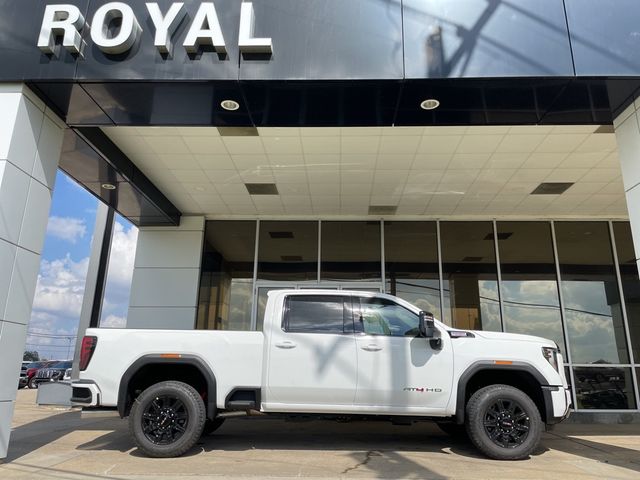 2025 GMC Sierra 2500HD AT4