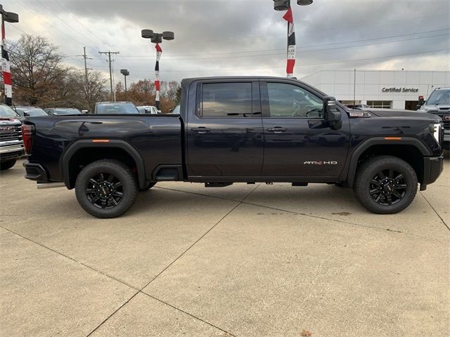 2025 GMC Sierra 2500HD AT4