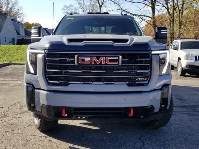 2025 GMC Sierra 2500HD AT4