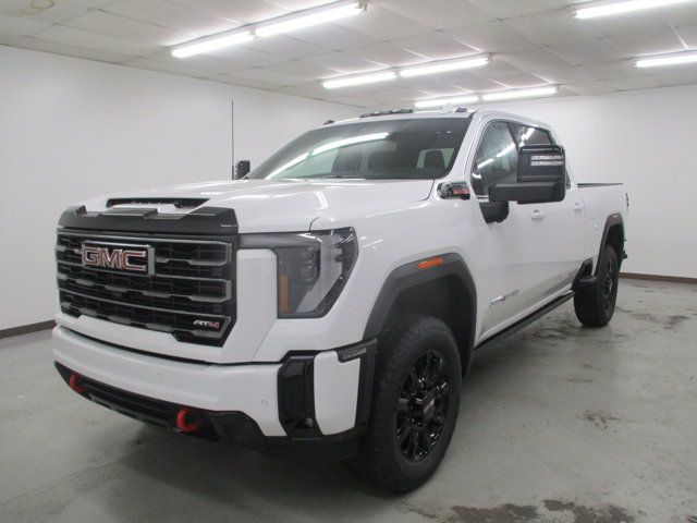 2025 GMC Sierra 2500HD AT4