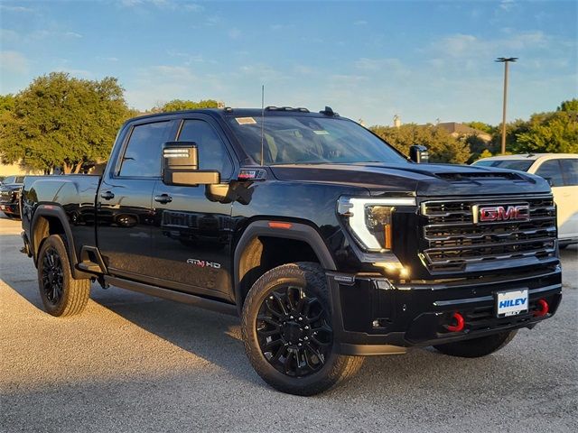 2025 GMC Sierra 2500HD AT4