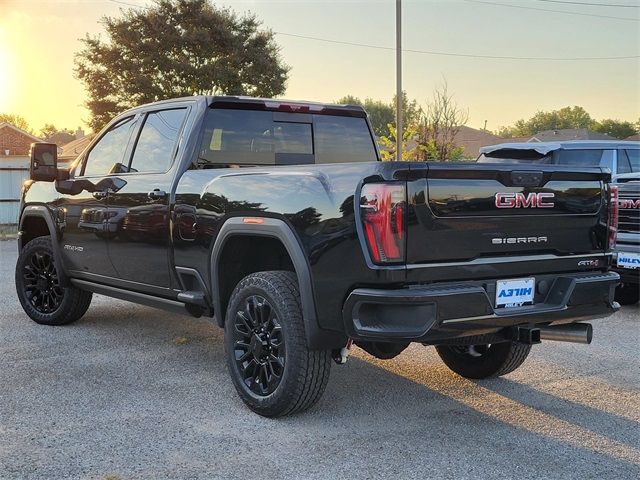 2025 GMC Sierra 2500HD AT4