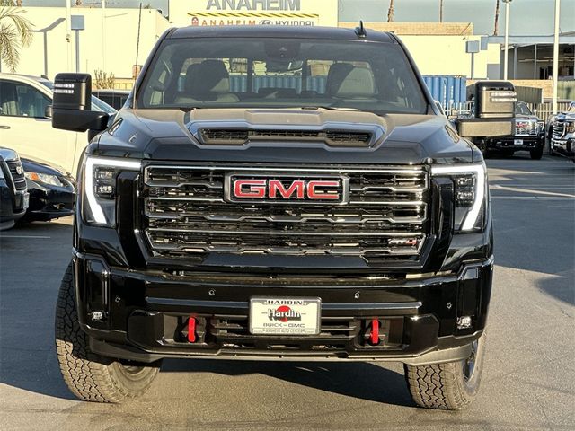 2025 GMC Sierra 2500HD AT4