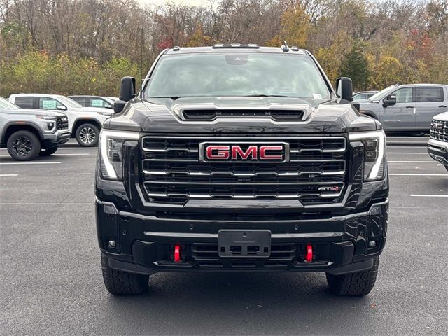 2025 GMC Sierra 2500HD AT4