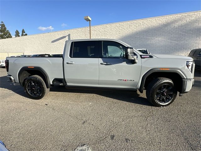 2025 GMC Sierra 2500HD AT4