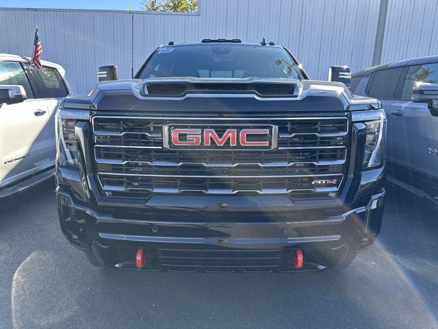 2025 GMC Sierra 2500HD AT4