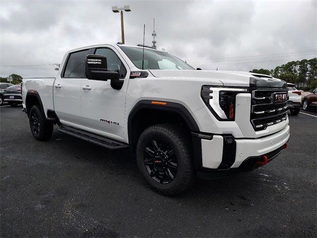 2025 GMC Sierra 2500HD AT4