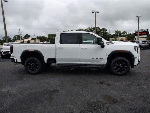 2025 GMC Sierra 2500HD AT4