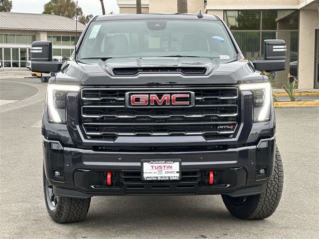 2025 GMC Sierra 2500HD AT4