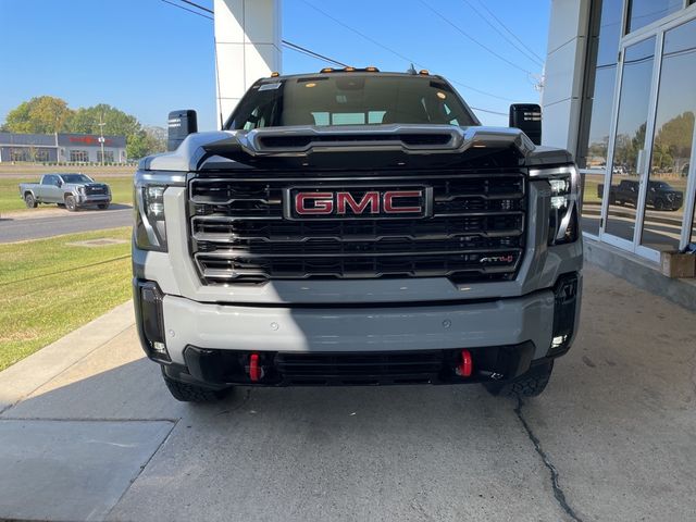 2025 GMC Sierra 2500HD AT4