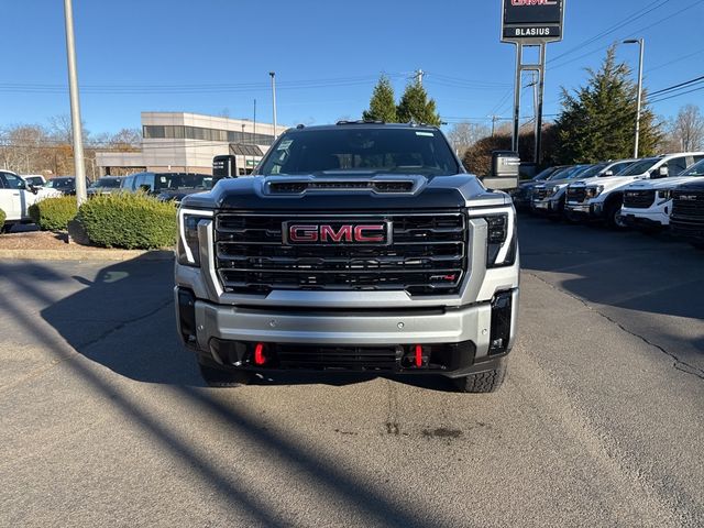 2025 GMC Sierra 2500HD AT4