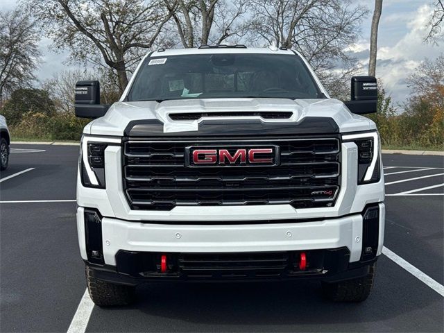 2025 GMC Sierra 2500HD AT4