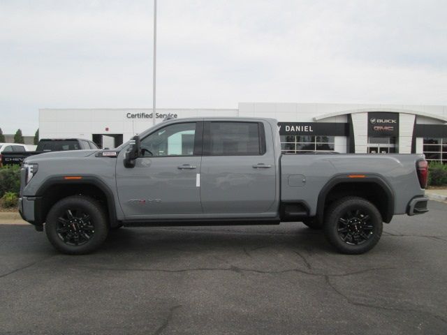 2025 GMC Sierra 2500HD AT4