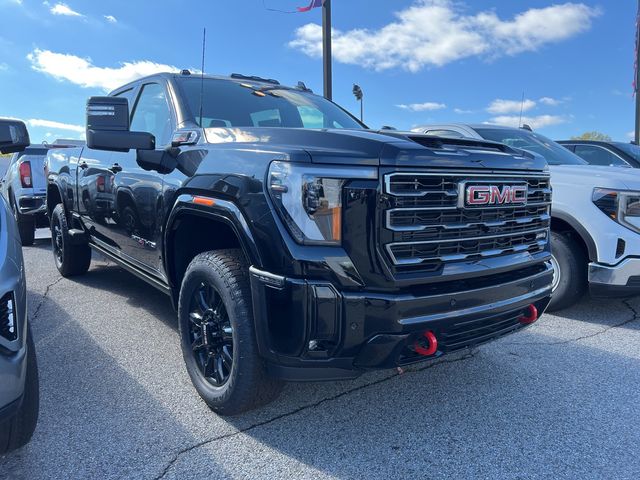 2025 GMC Sierra 2500HD AT4