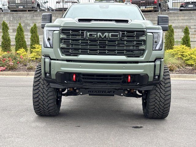 2025 GMC Sierra 2500HD AT4