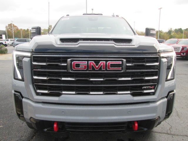 2025 GMC Sierra 2500HD AT4