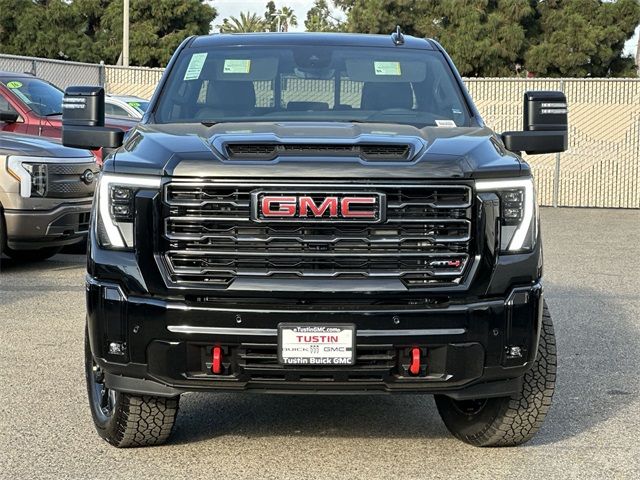 2025 GMC Sierra 2500HD AT4