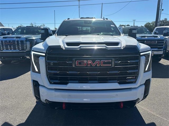 2025 GMC Sierra 2500HD AT4