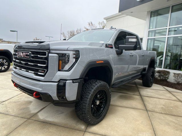 2025 GMC Sierra 2500HD AT4