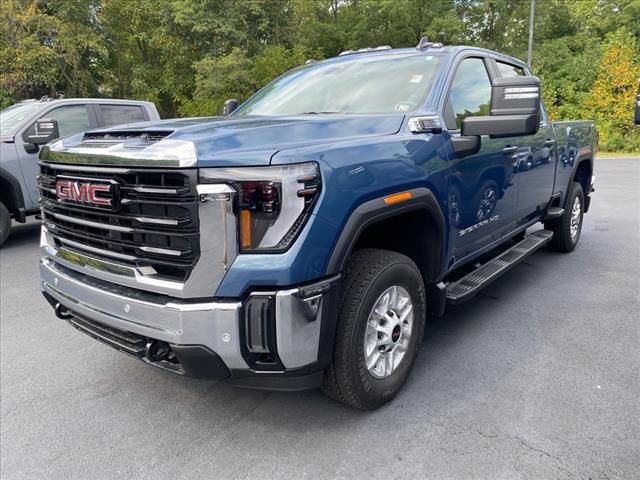 2025 GMC Sierra 2500HD Pro