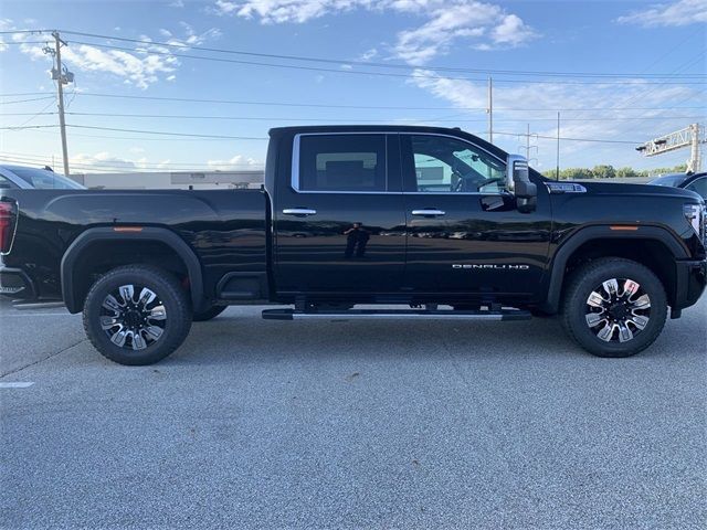 2025 GMC Sierra 2500HD Denali