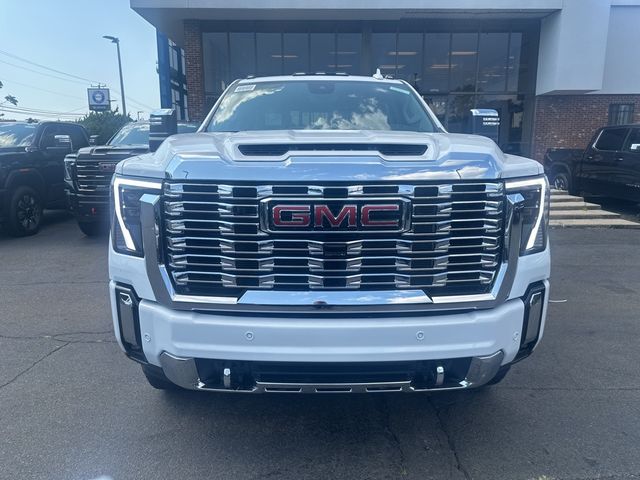 2025 GMC Sierra 2500HD Denali