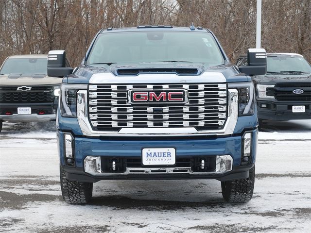 2025 GMC Sierra 2500HD Denali